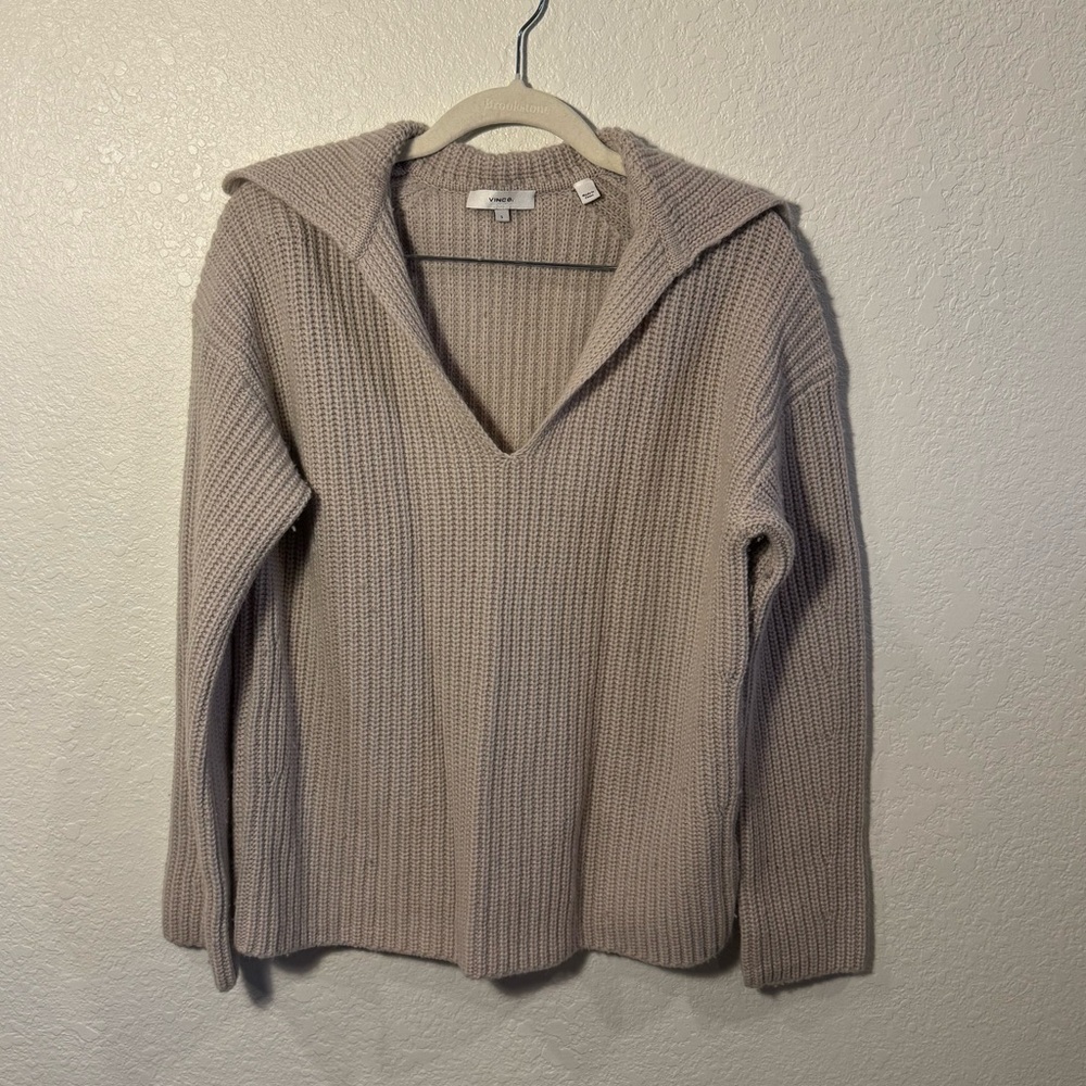 VINCE Tan Cashmere & Wool V-Neck Collared Preppy Soft Sweater Size Small